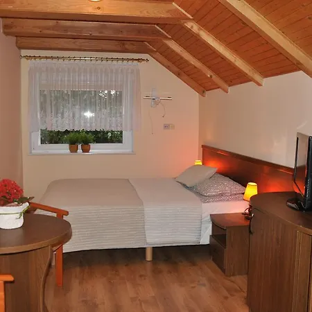 בית אירוח Central Leba Suites