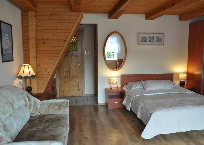 Central Leba Suites Homestay szállás Łeba