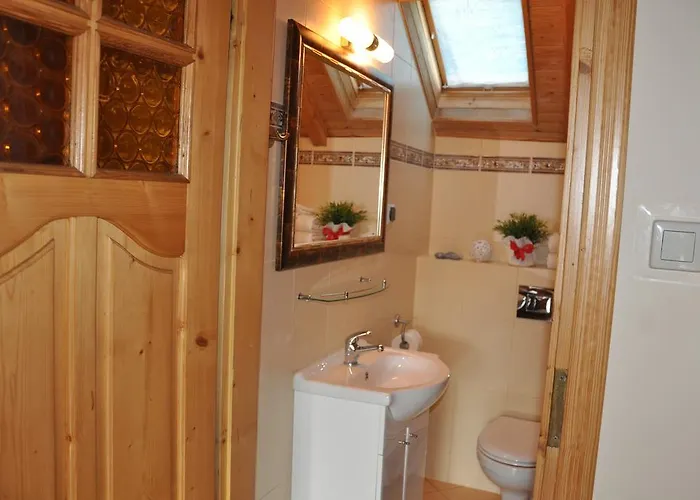 Central Leba Suites Homestay szállás