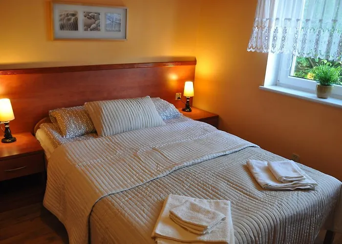Central Leba Suites Homestay szállás *